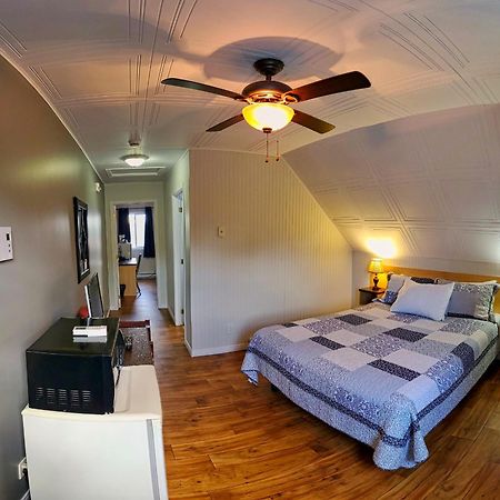 Motel Au Vieux Frontenac Thetford Mines Esterno foto
