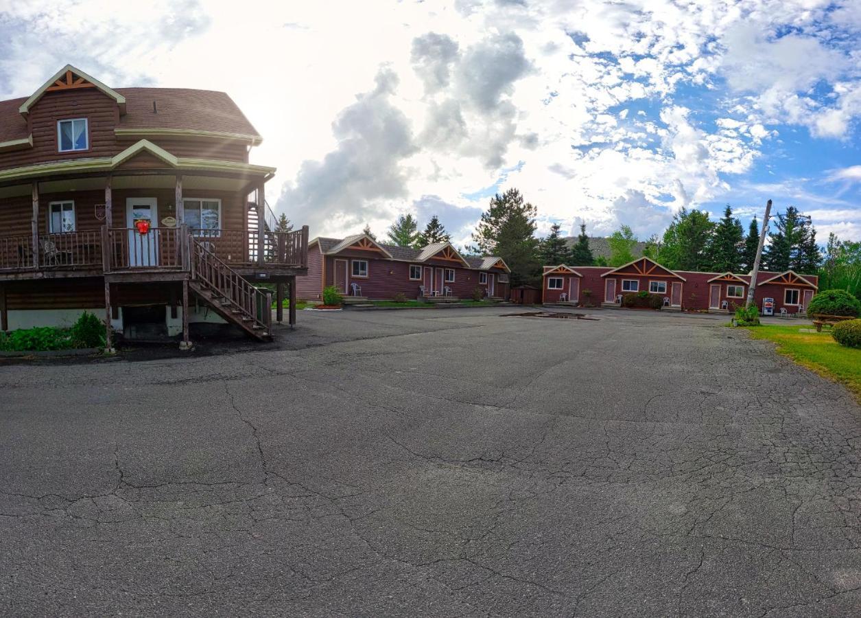 Motel Au Vieux Frontenac Thetford Mines Esterno foto