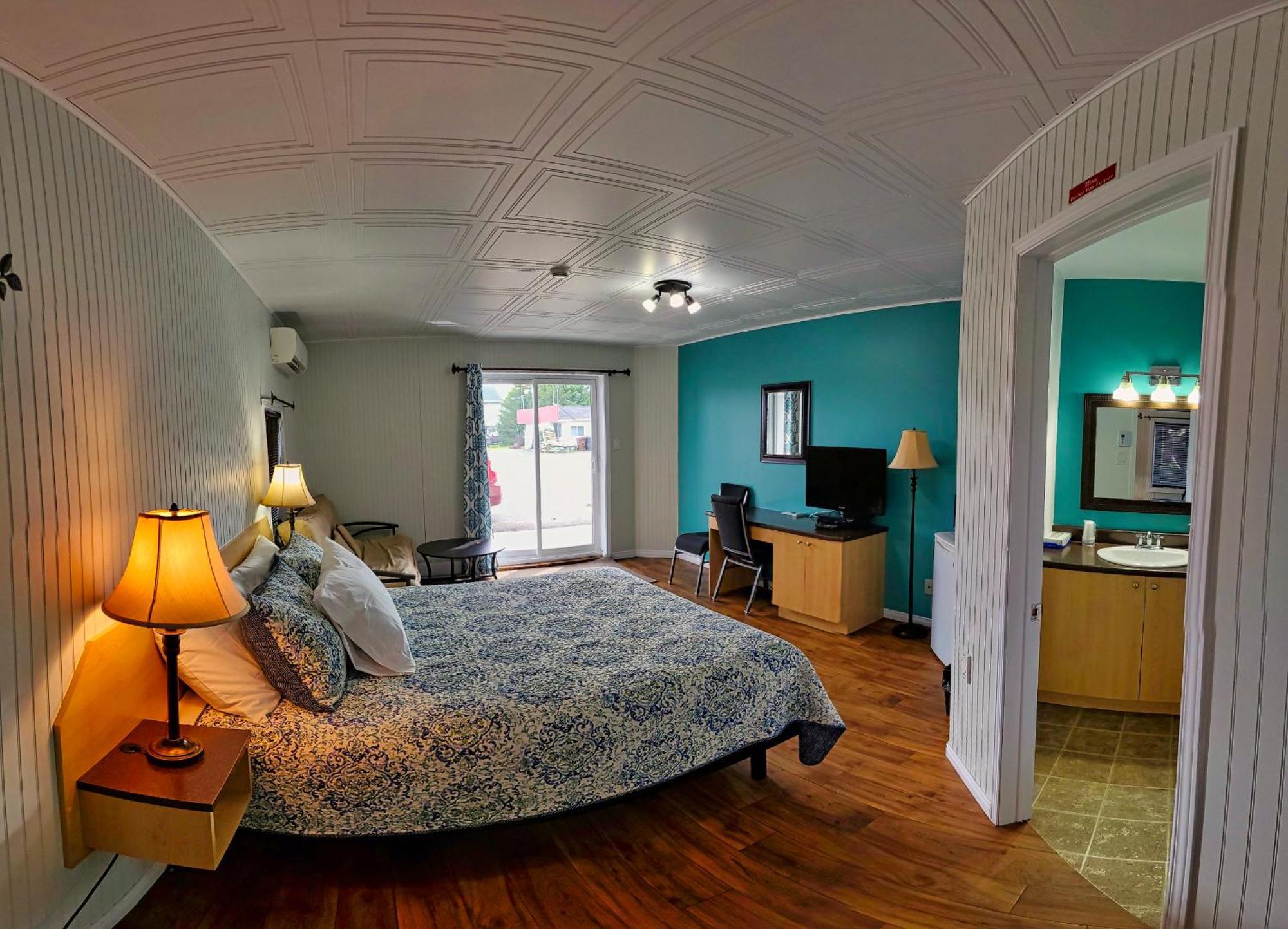 Motel Au Vieux Frontenac Thetford Mines Esterno foto