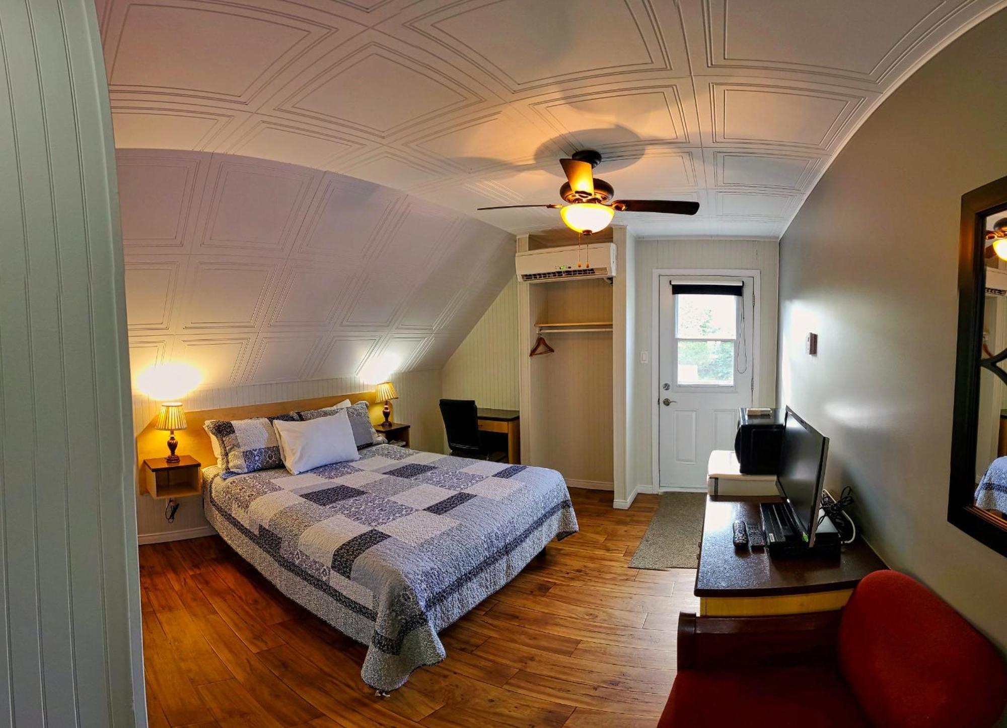 Motel Au Vieux Frontenac Thetford Mines Esterno foto